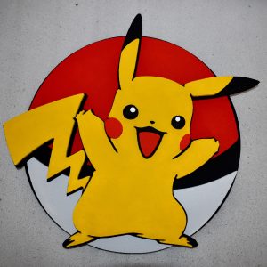 pikachu i pokeball dekoracija